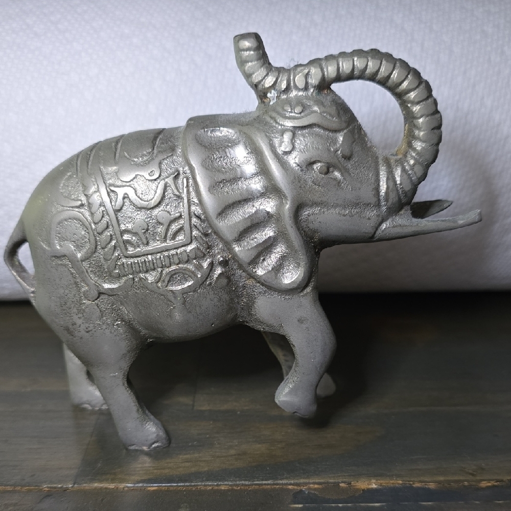 Intricate Silver Elephant Decor